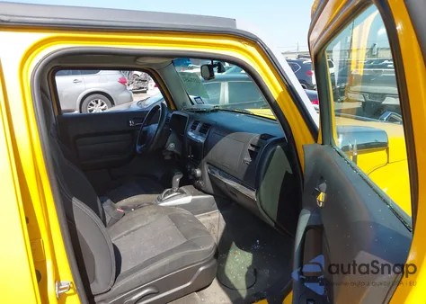 2006 Hummer H3 Suv z USA, uszkodzony, nr VIN 5GTDN136268163132